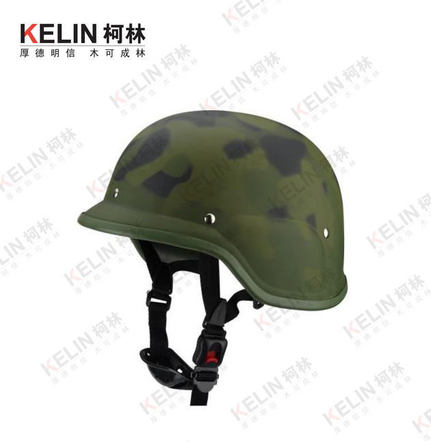 沙漠迷彩德式盔